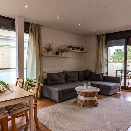 Centrico Apartamento Con Terraza Barcelona Bagian luar foto